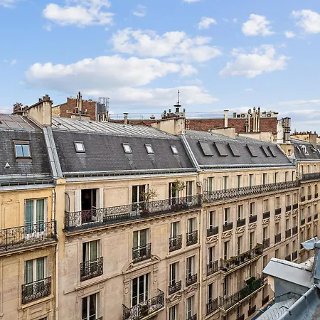 Quiet Spot By The Champs Elysee Apartment Paris